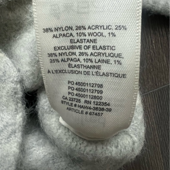 Aritzia Wilfred Lorin Sweater - Picture 3 of 4